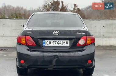 Седан Toyota Corolla 2007 в Киеве