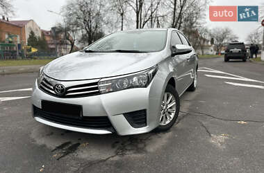 Седан Toyota Corolla 2014 в Вінниці