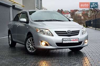 Седан Toyota Corolla 2009 в Хмельницком