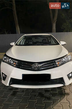 Седан Toyota Corolla 2015 в Одесі