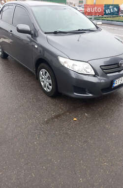 Седан Toyota Corolla 2009 в Ивано-Франковске