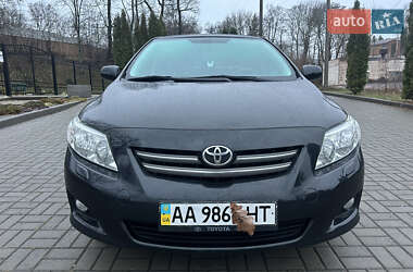 Седан Toyota Corolla 2008 в Прилуках