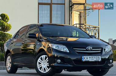 Седан Toyota Corolla 2008 в Дрогобичі