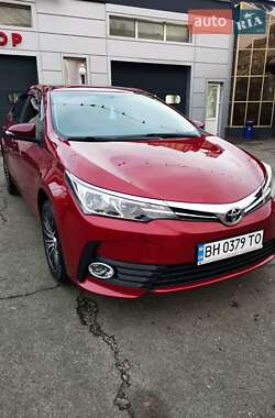 Седан Toyota Corolla 2017 в Одесі