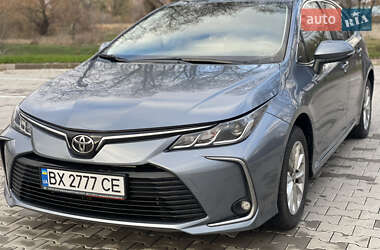 Седан Toyota Corolla 2021 в Хмельницькому