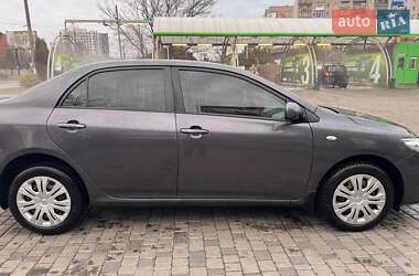 Седан Toyota Corolla 2008 в Кропивницком