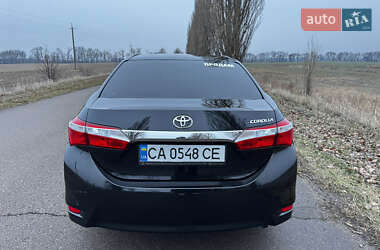 Седан Toyota Corolla 2018 в Барышевке