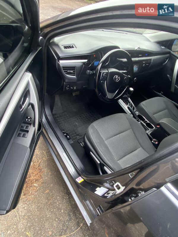 Седан Toyota Corolla 2014 в Чернигове фото 6 Седан Toyota Corolla 2014 в Чернигове