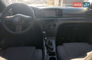 Седан Toyota Corolla 2005 в Бершади