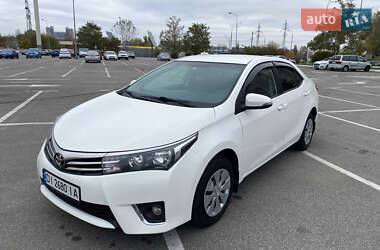 Седан Toyota Corolla 2013 в Києві