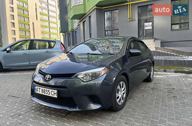 Седан Toyota Corolla 2014 в Івано-Франківську