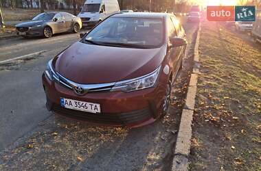 Седан Toyota Corolla 2017 в Києві