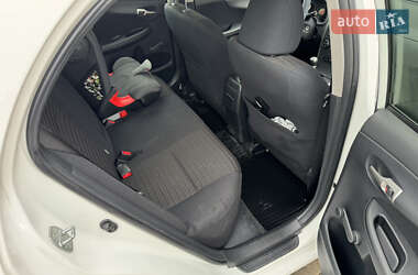 Седан Toyota Corolla 2012 в 