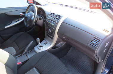 Седан Toyota Corolla 2008 в Кропивницком