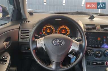 Седан Toyota Corolla 2008 в Харкові