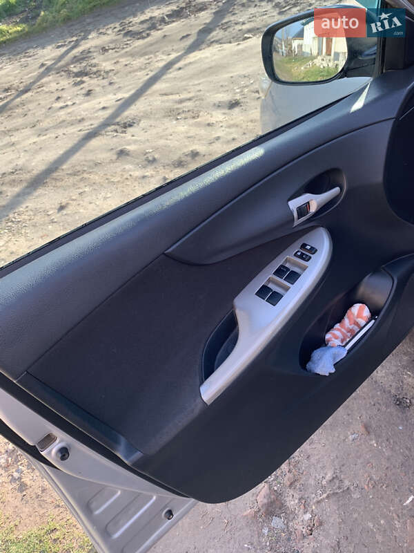 Седан Toyota Corolla 2007 в Одессе