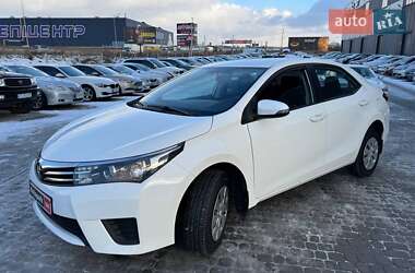 Седан Toyota Corolla 2014 в Львові