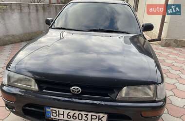 Хэтчбек Toyota Corolla 1993 в 