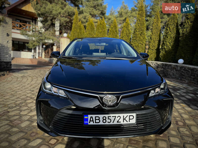 Седан Toyota Corolla 2021 в Тульчине