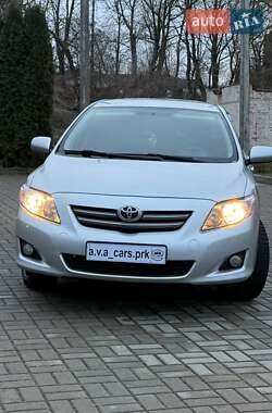 Седан Toyota Corolla 2008 в Прилуках