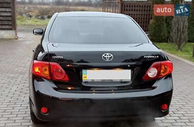 Седан Toyota Corolla 2007 в Мукачевому