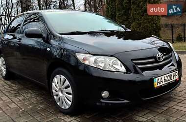 Седан Toyota Corolla 2008 в Прилуках