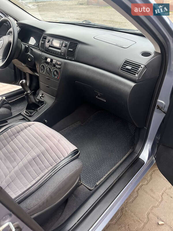 Универсал Toyota Corolla 2003 в Вашковцах