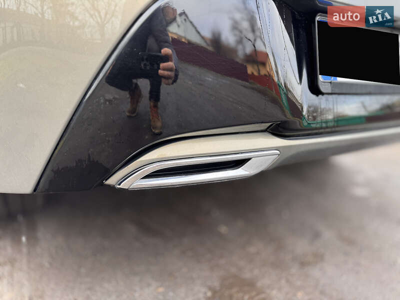 Хетчбек Toyota Corolla 2020 в Кам'янському