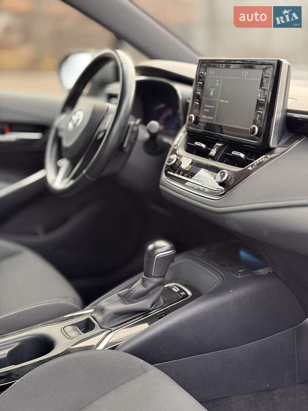 Хетчбек Toyota Corolla 2020 в Кам'янському