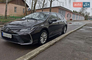 Седан Toyota Corolla 2019 в Прилуках