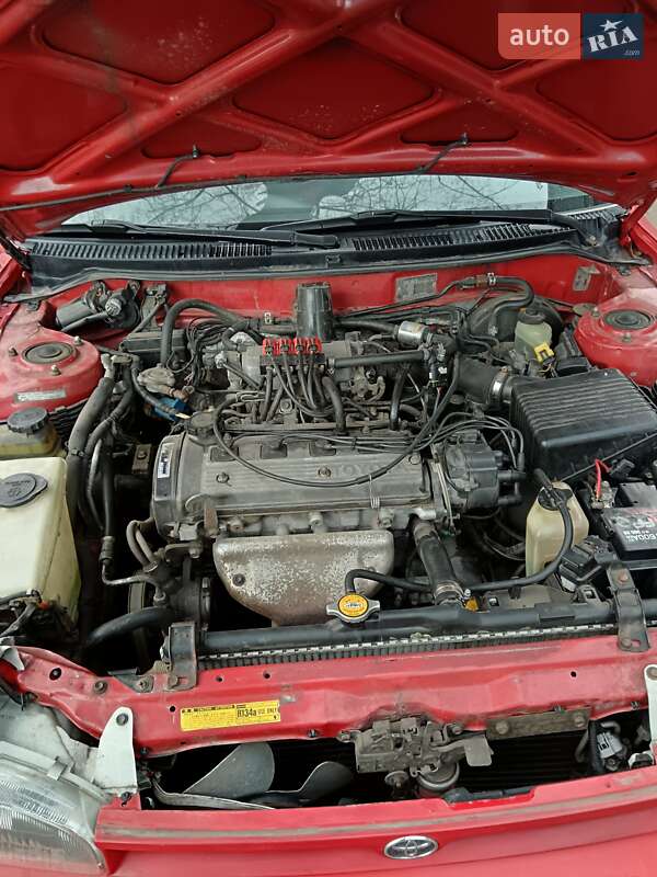 Хетчбек Toyota Corolla 1995 в Чернігові
