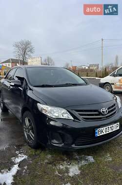 Седан Toyota Corolla 2010 в Володимирці