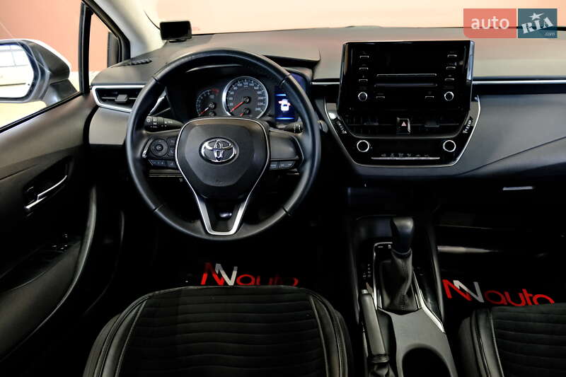 Седан Toyota Corolla 2021 в Одессе