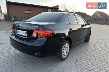 Седан Toyota Corolla 2009 в 