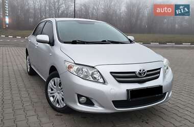 Седан Toyota Corolla 2008 в Жовтих Водах