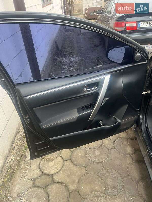 Седан Toyota Corolla 2014 в Васильковке