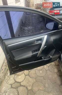 Седан Toyota Corolla 2014 в 