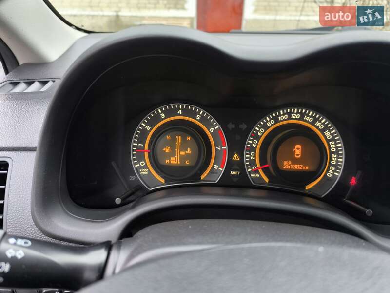 Седан Toyota Corolla 2012 в Луцке