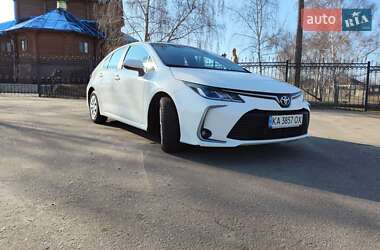 Седан Toyota Corolla 2020 в Изюме