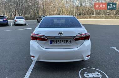 Седан Toyota Corolla 2013 в Одессе