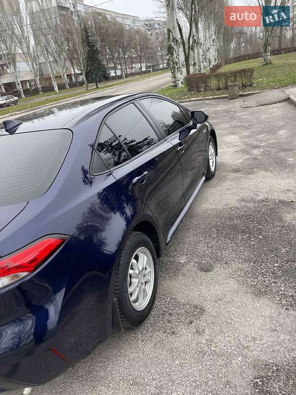 Седан Toyota Corolla 2020 в Каменском