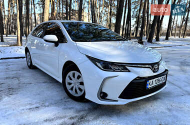 Седан Toyota Corolla 2020 в Черкасах