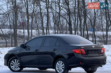 Седан Toyota Corolla 2009 в Днепре