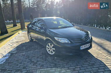 Седан Toyota Corolla 2012 в Шепетовке