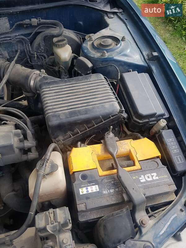 Ліфтбек Toyota Corolla 1993 в Надвірній