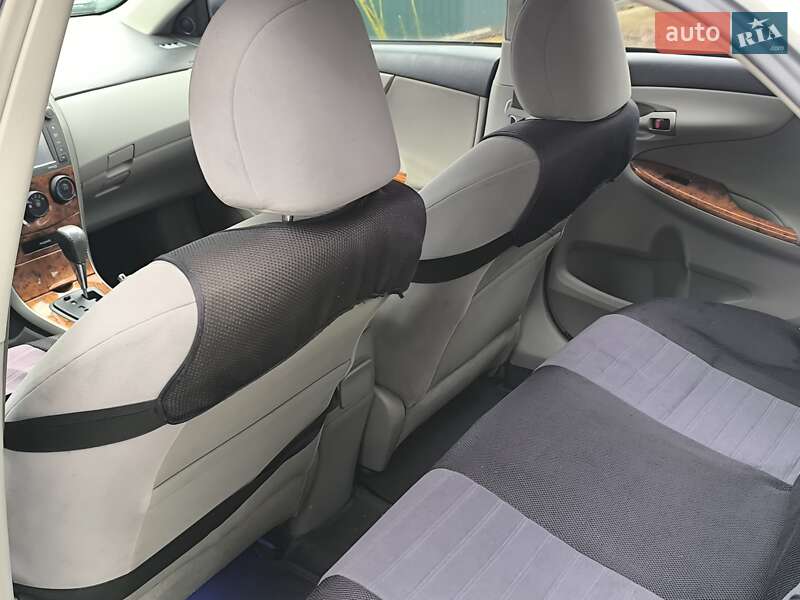 Седан Toyota Corolla 2010 в Києві фото 24 Седан Toyota Corolla 2010 в Києві