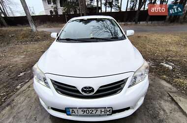 Седан Toyota Corolla 2010 в Василькове