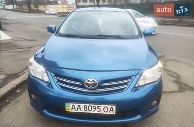 Седан Toyota Corolla 2011 в Києві