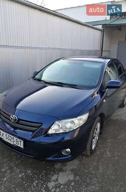 Седан Toyota Corolla 2008 в Черновцах