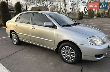 Седан Toyota Corolla 2006 в Сараті